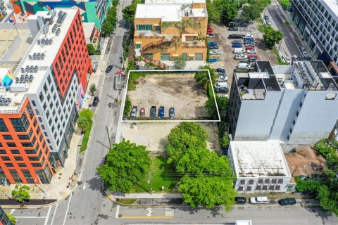Commercial property in Miami, Florida № 2384759 - photo 10