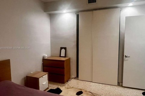 Apartment in Miami Beach, Florida 1 bedroom, 56.76 sq.m. № 2042084 - photo 21