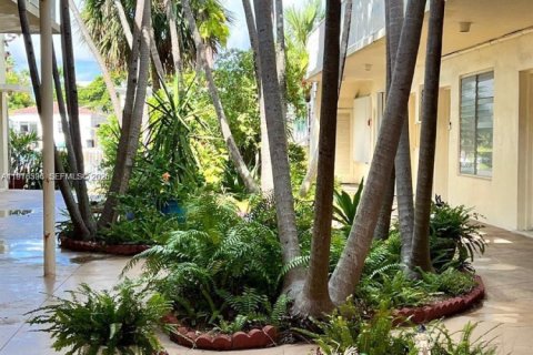 Apartment in Miami Beach, Florida 1 bedroom, 56.76 sq.m. № 2042084 - photo 3