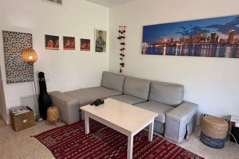 Apartment in Miami Beach, Florida 1 bedroom, 56.76 sq.m. № 2042084 - photo 5