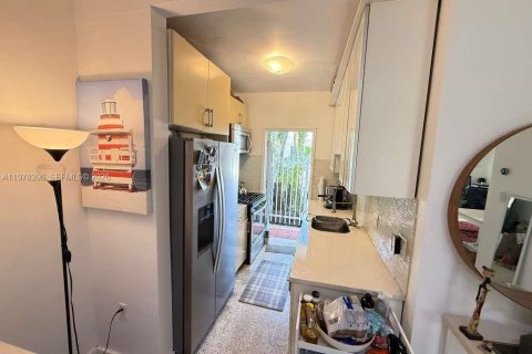 Apartment in Miami Beach, Florida 1 bedroom, 56.76 sq.m. № 2042084 - photo 9