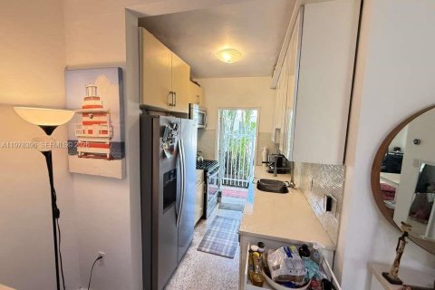 Apartment in Miami Beach, Florida 1 bedroom, 56.76 sq.m. № 2042084 - photo 18