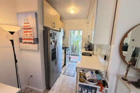 Apartment in Miami Beach, Florida 1 bedroom, 56.76 sq.m. № 2042084 - photo 10