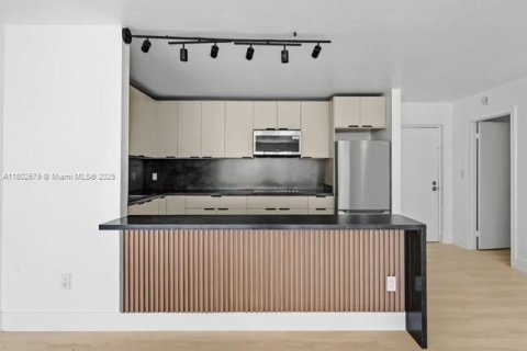 Condo in Homestead, Florida, 2 bedrooms № 1959343 - photo 3