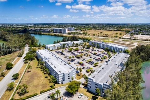 Condo in Homestead, Florida, 2 bedrooms № 1959343 - photo 22