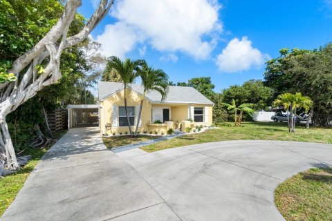 Casa en alquiler en Lantana, Florida, 3 dormitorios, 115.2 m2 № 1060277 - foto 1