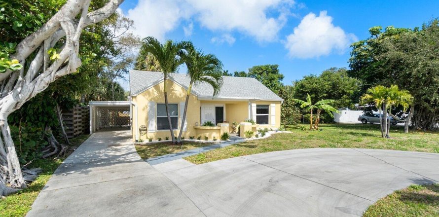 Casa en Lantana, Florida 3 dormitorios, 115.2 m2 № 1060277