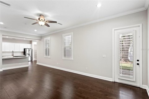 Townhouse in Tampa, Florida 3 bedrooms, 198.35 sq.m. № 1219506 - photo 4