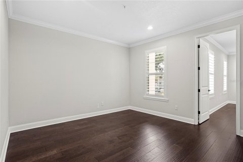 Townhouse in Tampa, Florida 3 bedrooms, 198.35 sq.m. № 1219506 - photo 27