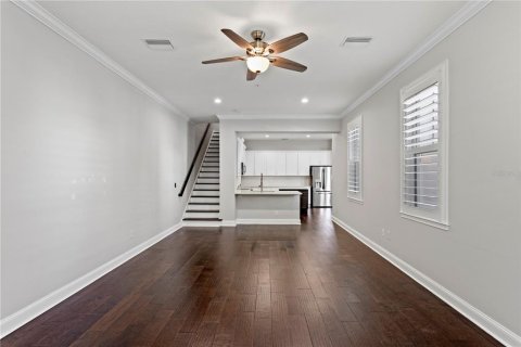 Townhouse in Tampa, Florida 3 bedrooms, 198.35 sq.m. № 1219506 - photo 8