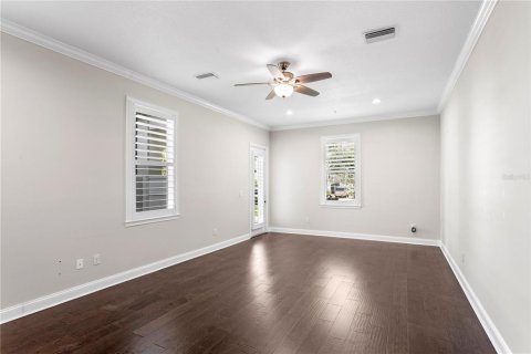 Townhouse in Tampa, Florida 3 bedrooms, 198.35 sq.m. № 1219506 - photo 5