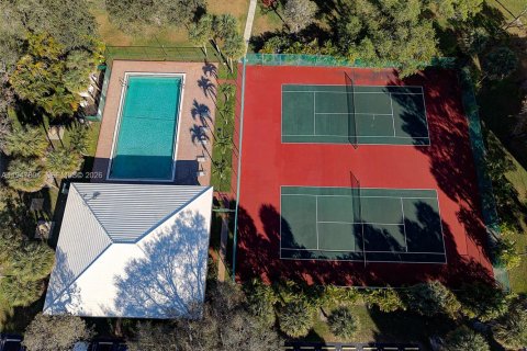 Condo in Coral Springs, Florida, 2 bedrooms  № 2003891 - photo 14