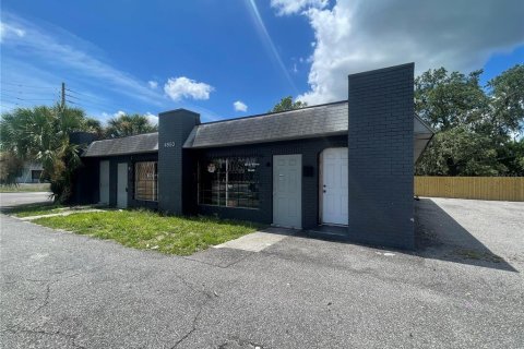 Duplex in Orlando, Florida 6 bedrooms, 227.42 sq.m. № 1805481 - photo 16