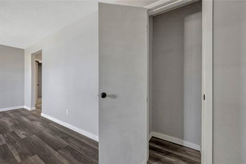 Villa ou maison à vendre à Kissimmee, Floride: 2 chambres, 92.9 m2 № 1572241 - photo 20