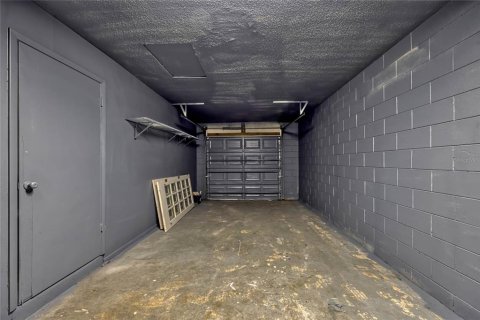 Villa ou maison à vendre à Kissimmee, Floride: 2 chambres, 92.9 m2 № 1572241 - photo 24