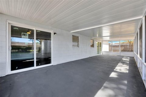 Villa ou maison à vendre à Kissimmee, Floride: 2 chambres, 92.9 m2 № 1572241 - photo 28