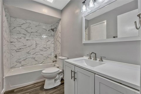 Villa ou maison à vendre à Kissimmee, Floride: 2 chambres, 92.9 m2 № 1572241 - photo 16