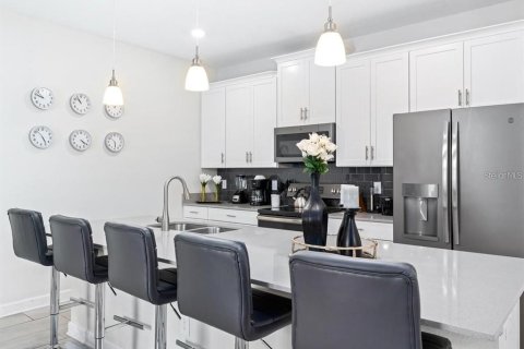 Купить таунхаус в Киссимми, Флорида 10 комнат, 177.81м2, № 1880911 - фото 6
