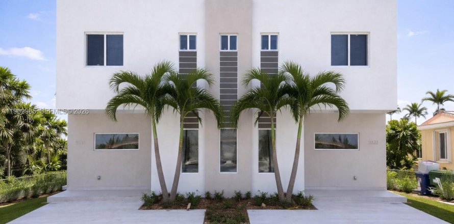Touwnhouse à Miami, Floride 3 chambres, 130.06 m2 № 2025775