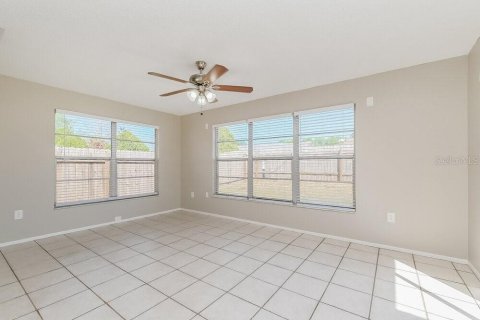 Villa ou maison à louer à New Port Richey, Floride: 3 chambres, 119.19 m2 № 2406284 - photo 7
