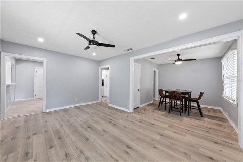 Villa ou maison à vendre à Jacksonville, Floride: 3 chambres, 158.68 m2 № 2321681 - photo 5