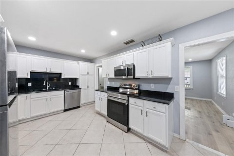 Villa ou maison à vendre à Jacksonville, Floride: 3 chambres, 158.68 m2 № 2321681 - photo 8