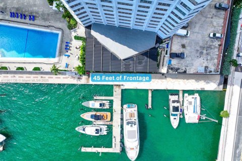 Commercial property in Miami, Florida № 2008506 - photo 5