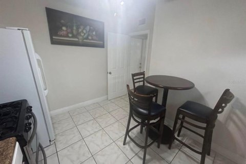 Купить виллу или дом в Тампа, Флорида 4 комнаты, 231.79м2, № 2217079 - фото 17