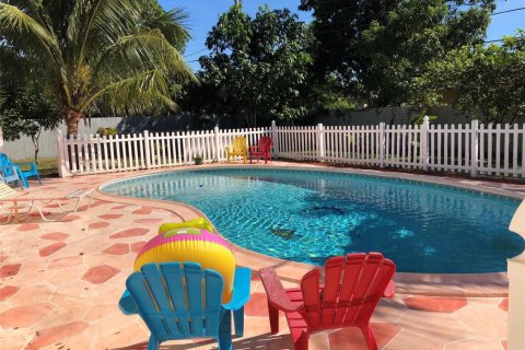 Villa ou maison à louer à Fort Lauderdale, Floride: 3 chambres, 126.25 m2 № 2375018 - photo 14