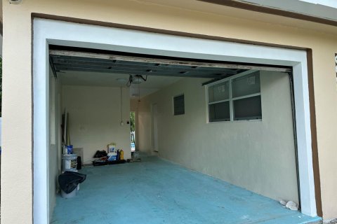 Villa ou maison à louer à Fort Lauderdale, Floride: 3 chambres, 126.25 m2 № 2375018 - photo 30