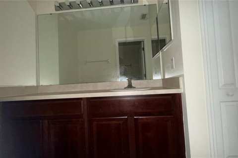 Casa en alquiler en Kissimmee, Florida, 4 dormitorios, 261.33 m2 № 1880970 - foto 28