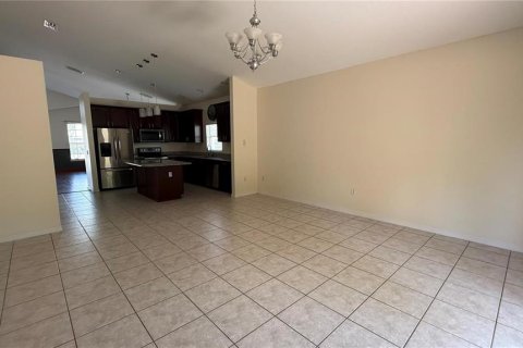 Casa en alquiler en Kissimmee, Florida, 4 dormitorios, 261.33 m2 № 1880970 - foto 5