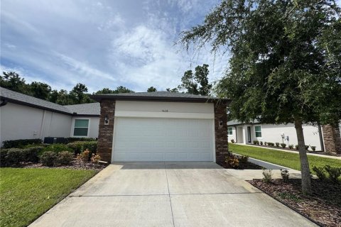 Casa en alquiler en New Port Richey, Florida, 2 dormitorios, 143.07 m2 № 1853317 - foto 1