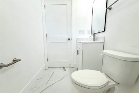 Villa ou maison à vendre à Tampa, Floride: 4 chambres, 181.9 m2 № 2213139 - photo 17