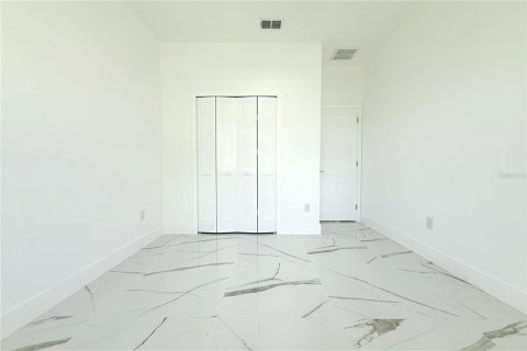 Villa ou maison à vendre à Tampa, Floride: 4 chambres, 181.9 m2 № 2213139 - photo 27