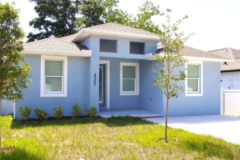 Villa ou maison à vendre à Tampa, Floride: 4 chambres, 181.9 m2 № 2213139 - photo 3