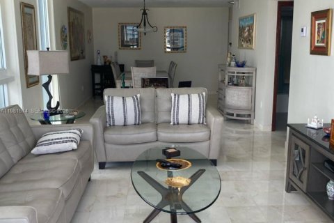 Купить кондоминиум в Майами-Бич, Флорида 2 спальни, 100.8м2, № 2043578 - фото 6