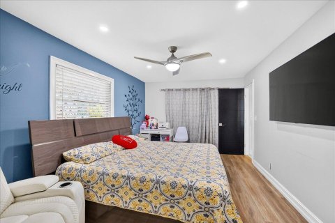House in Deerfield Beach, Florida 2 bedrooms, 127.83 sq.m. № 2382969 - photo 17