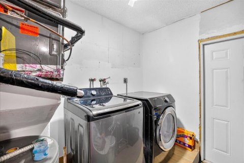House in Deerfield Beach, Florida 2 bedrooms, 127.83 sq.m. № 2382969 - photo 25