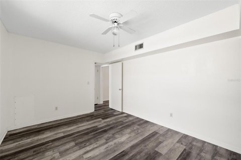 Casa en alquiler en Largo, Florida, 1 dormitorio, 57.23 m2 № 1870587 - foto 14