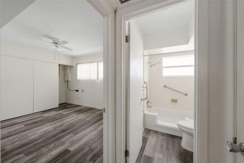 Casa en alquiler en Largo, Florida, 1 dormitorio, 57.23 m2 № 1870587 - foto 10