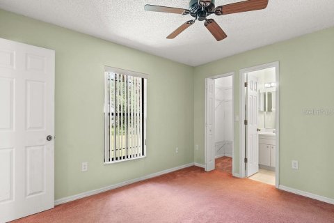 House in Palm Bay, Florida 3 bedrooms, 99.96 sq.m. № 1879820 - photo 19