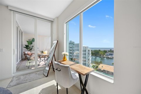 Copropriété à louer à Saint Petersburg, Floride: 2 chambres, 158.96 m2 № 2143123 - photo 15