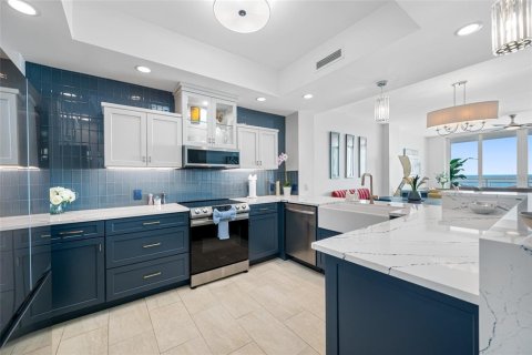 Copropriété à louer à Saint Petersburg, Floride: 2 chambres, 158.96 m2 № 2143123 - photo 5