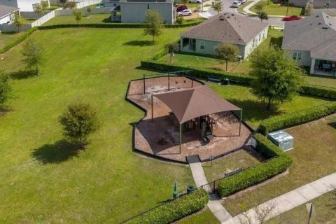 Casa en venta en Groveland, Florida, 4 dormitorios, 158.77 m2 № 1844650 - foto 10