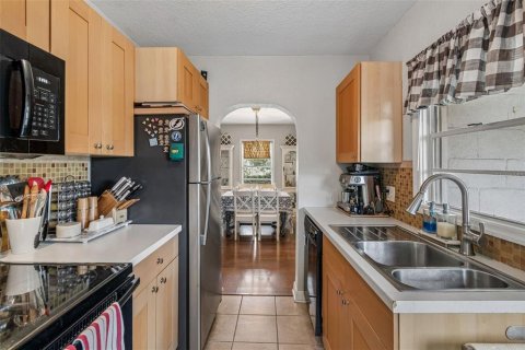 Купить виллу или дом в Тампа, Флорида 6 комнат, 91.79м2, № 2203268 - фото 17