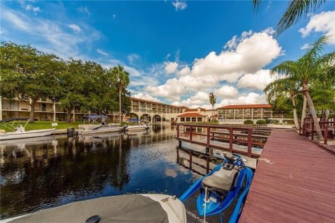 Condominio en venta en Palm Harbor, Florida, 1 dormitorio, 62.71 m2 № 2108003 - foto 22