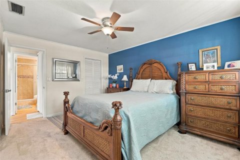 Condo in Seminole, Florida, 1 bedroom  № 2379276 - photo 23