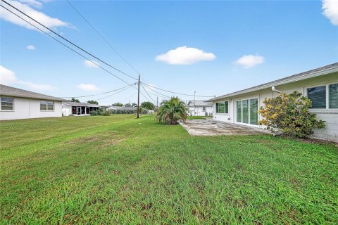 Villa ou maison à vendre à Englewood, Floride: 2 chambres, 125.23 m2 № 1908053 - photo 30