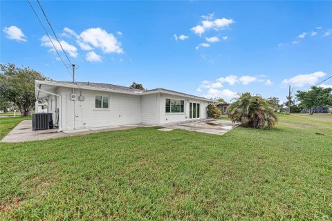 Villa ou maison à vendre à Englewood, Floride: 2 chambres, 125.23 m2 № 1908053 - photo 28